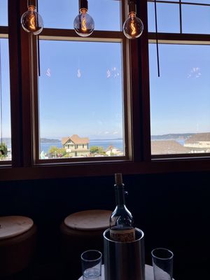 Topside Bar & Grill by null