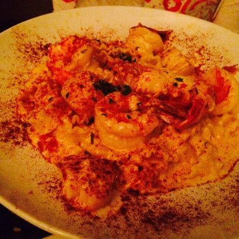 D'Raymonds - Seafood Alfredo - Italian Near Me - Albany, New York
