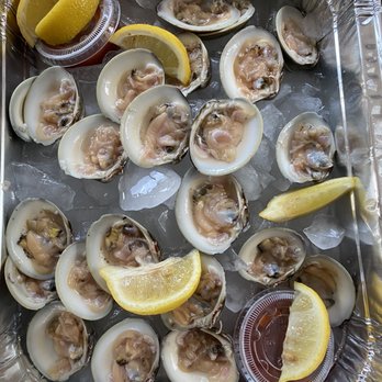The Fish Store - Raw clams in the half shell - Seafood Near Me - Bayport, New York The Fish Store - Raw clams in the half shell - Seafood Near Me - Bayport, New York