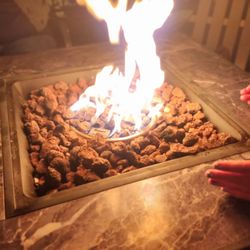 Neshaminy Creek Brewing - Ambiance fire