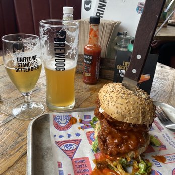 BrewDog Shepherd's Bush - Buffalo chicken sandwich - Pubs Near Me - London, XGL