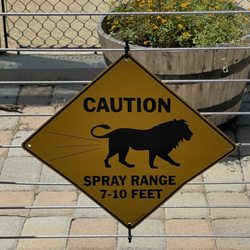 America's Teaching Zoo - Piss off!