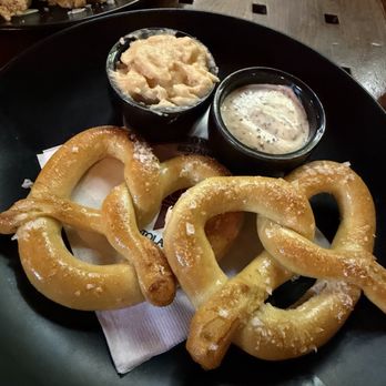 Shadowbrook - Pretzels - American Near Me - Capitola, California