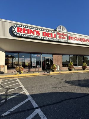 Reins Deli-Restaurant by null