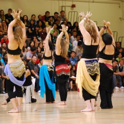 CSULB Club Sports and Recreation - Beach Bellies performing at Smorgasport '09