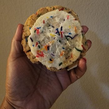 Schmackary's - Sugar cookie - Desserts Near Me - New York, New York