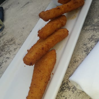 Lindy's Landing - Fried mozzarella...yum - American Near Me - Wauconda, Illinois Lindy's Landing - Fried mozzarella...yum - American Near Me - Wauconda, Illinois