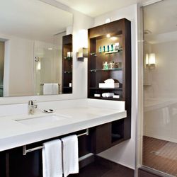 Delta Hotels Victoria Ocean Pointe Resort