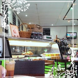 Graceville Fine Foods Deli Cafe - Inside