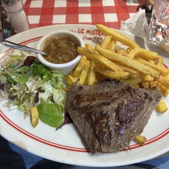 Le Mistral - Steak - Bistros Near Me - Paris, 75 Le Mistral - Steak - Bistros Near Me - Paris, 75