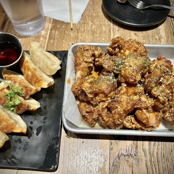 Den Den Korean Fried Chicken - Pork gyoza, Den Den Korean Fried Chicken - Chicken Wings Near Me - Providence, Rhode Island