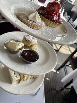 The Willow Tea Rooms by null
