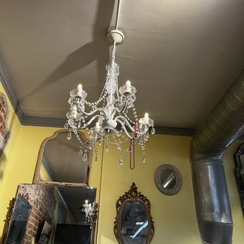BrewRiver Creole Kitchen - Decor - Gastropubs Near Me - Cincinnati, Ohio BrewRiver Creole Kitchen - Decor - Gastropubs Near Me - Cincinnati, Ohio