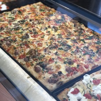 Alice - Pizza Near Me - Rome, RM