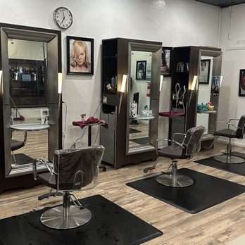 Evoke Beauty Salon - Inside - Hair Salons Near Me - Sunnyvale, California Evoke Beauty Salon - Inside - Hair Salons Near Me - Sunnyvale, California