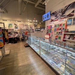 Legends Comics & Games