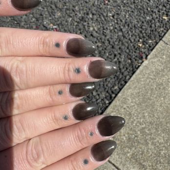 Nail Poetry - My middle fingers are completely different :( also different colors??? One is darker by a lot - Nail Salons Near Me - Rohnert Park, California Nail Poetry - My middle fingers are completely different :( also different colors??? One is darker by a lot - Nail Salons Near Me - Rohnert Park, California
