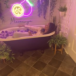 Pure bliss! I couldn't resist the tub was so perfect! Pure bliss! I couldn't resist the tub was so perfect!