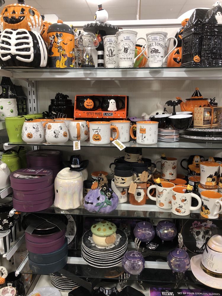 HOMEGOODS Updated July 2025 68 Photos & 12 Reviews 17501