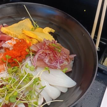 Yoshi Sushi - Chiraci bowl - Sushi Bars Near Me - Palmdale, California Yoshi Sushi - Chiraci bowl - Sushi Bars Near Me - Palmdale, California