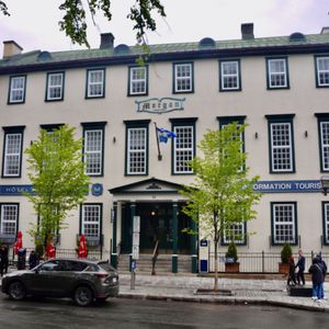 Tourist Information Center on Yelp