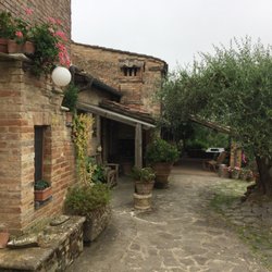 France's Lodge di Mugnai Franca