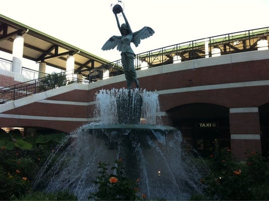 Savannah/Hilton Head International Airport by null