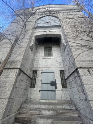 Saintlo Ottawa Jail Hostel by null