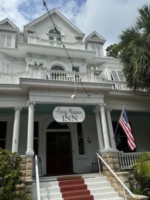 Curry Mansion Inn by null