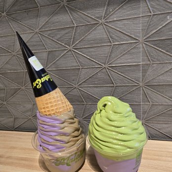 Matcha En - Ube + Hojicha and Matcha + Ube soft-serve flavors - Desserts Near Me - Champaign, Illinois