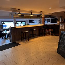 Marker 99 Restaurant & Lounge