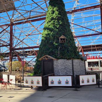 The Train Shed - Bars Near Me - St Louis, Missouri