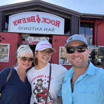 Rock & Brews - San Antonio - Beer Bar Near Me - San Antonio, Texas