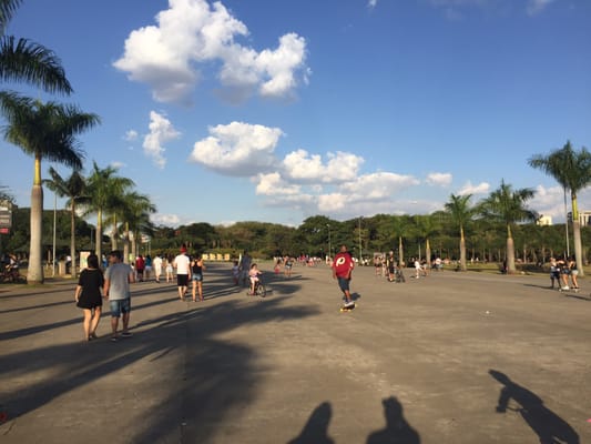 Parque Villa-Lobos by null