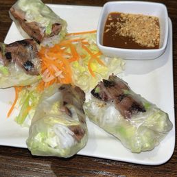 Goi Cuon Thit Nuong (bbq pork summer roll) Goi Cuon Thit Nuong (bbq pork summer roll)