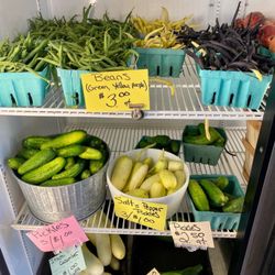 Merten's Farmhouse Market