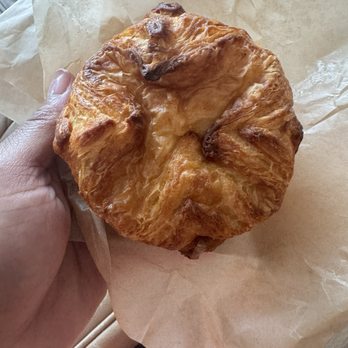 Le Petit Gateau - Kouign Amann - Bakeries Near Me - Carmel, Indiana