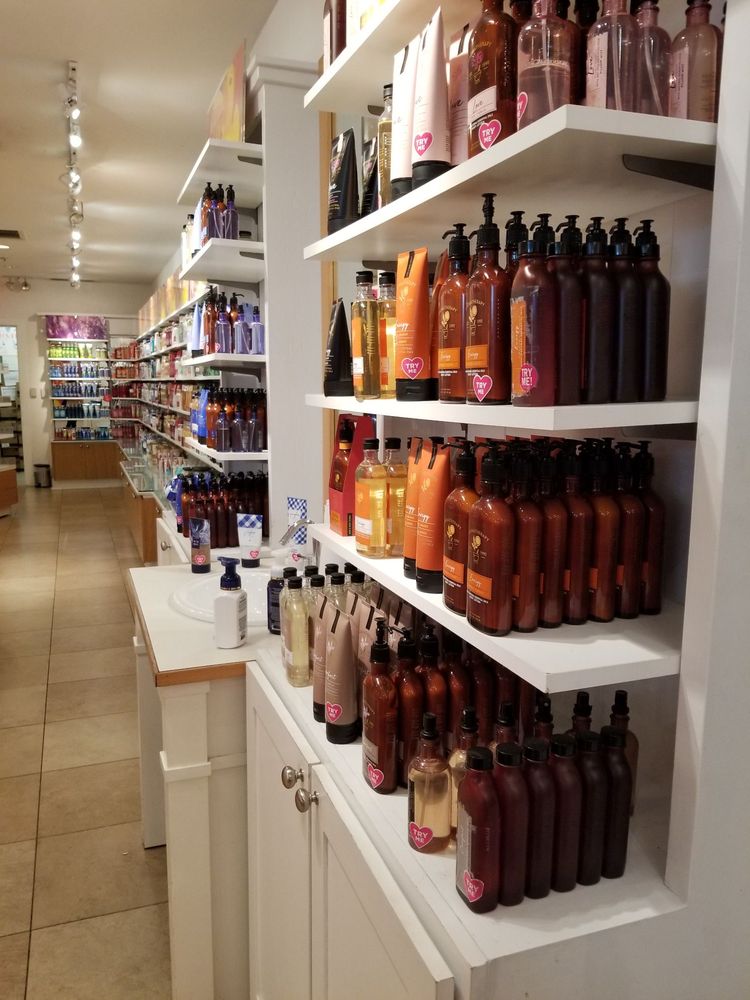 BATH & BODY WORKS Cosmetics & Beauty Supply Bayshore Mall, Eureka