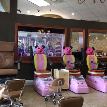 Tre Nail Spa - Nail Salons Near Me - Cary, North Carolina