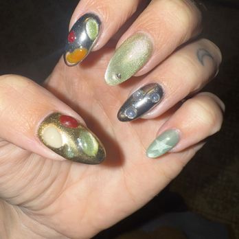 Spectrum Nails Spa - Cat-eye, chrome & 3D nail art - Nail Salons Near Me - San Francisco, California Spectrum Nails Spa - Cat-eye, chrome & 3D nail art - Nail Salons Near Me - San Francisco, California