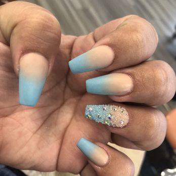 Lola Nails Bar - Nail Salons Near Me - Downey, California Lola Nails Bar - Nail Salons Near Me - Downey, California