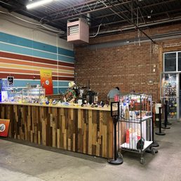 Glass blowing shop and lessons behind the brewery. A must do!!!! Glass blowing shop and lessons behind the brewery. A must do!!!!