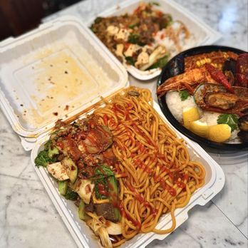 Mong Q Oakridge - Large Noodle Plate - Mongolian Near Me - San Jose, California Mong Q Oakridge - Large Noodle Plate - Mongolian Near Me - San Jose, California