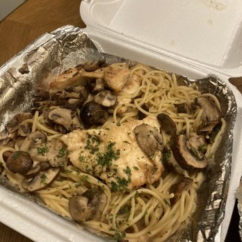 Mezza Luna - Chicken Marsala with Spaghetti - Italian Near Me - Smyrna, Georgia Mezza Luna - Chicken Marsala with Spaghetti - Italian Near Me - Smyrna, Georgia
