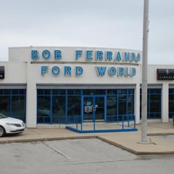 Bob Ferrando Ford Lincoln - New car Showroom