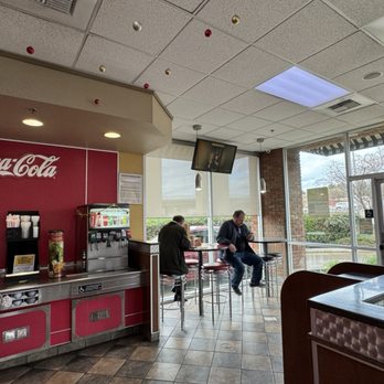 Carl's Jr - the inside of a restaurant - Fast Food Near Me - Livermore, California Carl's Jr - the inside of a restaurant - Fast Food Near Me - Livermore, California