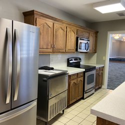 Fontainebleau Clubhouse - Full kitchen