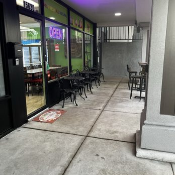 Crazy Juice - Entrance and outdoor seating - Juice Bars & Smoothies Near Me - Ellisville, Missouri Crazy Juice - Entrance and outdoor seating - Juice Bars & Smoothies Near Me - Ellisville, Missouri
