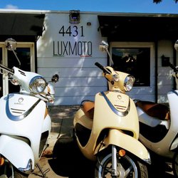Wynwood Scooter Rentals, Tours, Service & Sales - Come by and enjoy a day in one of our rentals in Miami's Art District! WYNWOOD SCOOTERS located at 4431 NW 2nd Ave, Miami Fl 33127