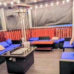 The BeeGee's Lounge
